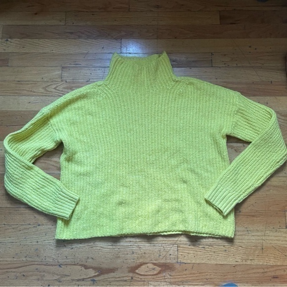 Anthropologie Yellow Thick Ribbed Yellow Mock Neck Sweater Size Medium